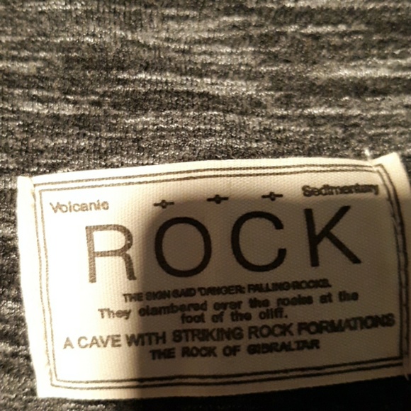 Hat.🎫 - Picture 2 of 4